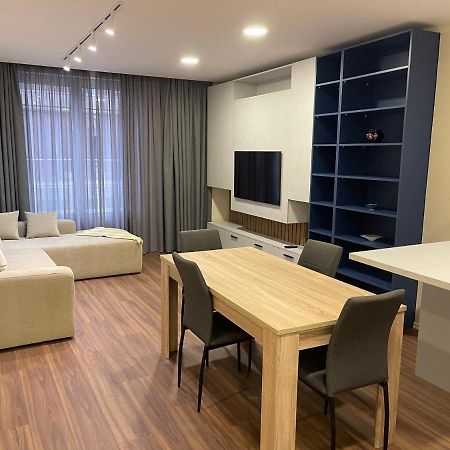 Ale Investa Hospitality Apartment Tiranë Luaran gambar
