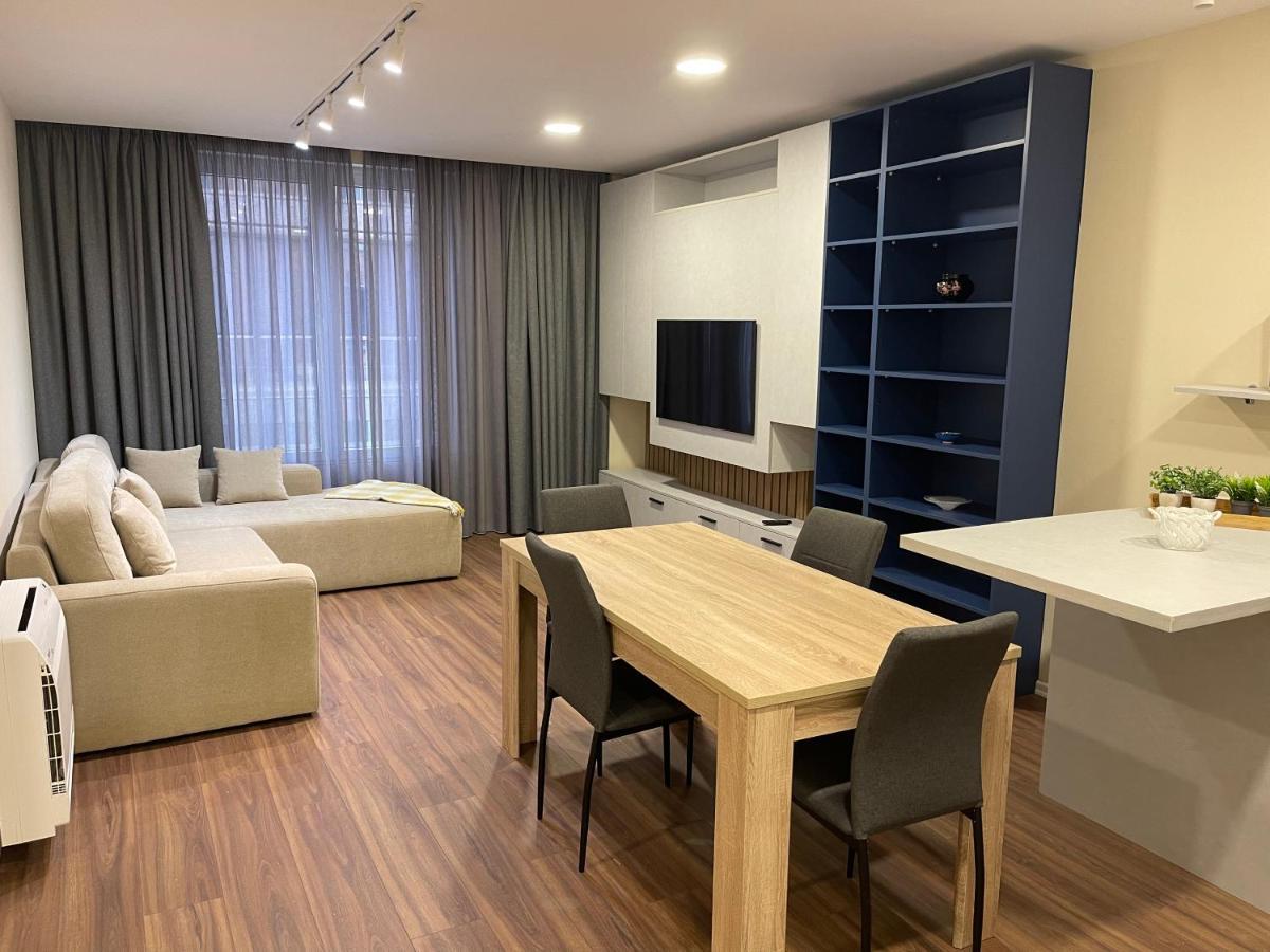 Ale Investa Hospitality Apartment Tiranë Luaran gambar